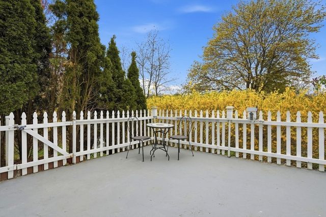 2 Ely Rd, Arlington, MA 02476