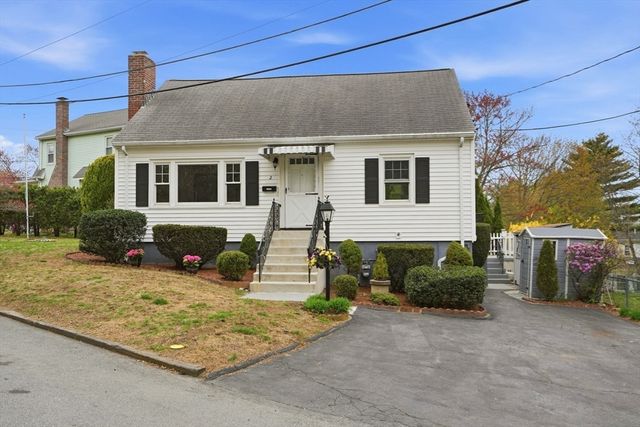 2 Ely Rd, Arlington, MA 02476