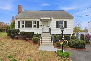 2 Ely Rd, Arlington, MA 02476