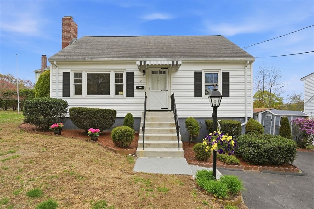 2 Ely Rd, Arlington, MA 02476