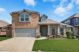 703 Oakcrest Drive, Justin, TX 76247