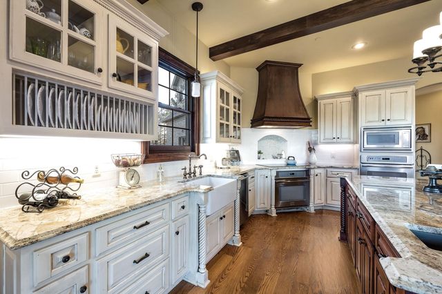 6916 Westridge Road, Little Rock, AR 72223