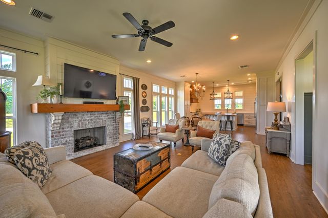 351 Waverly Road, Thibodaux, LA 70301