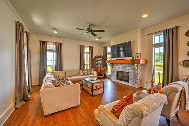 351 Waverly Road, Thibodaux, LA 70301