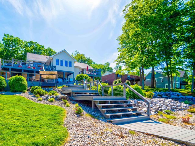 464 W PRANCER DR N, Santa Claus, IN 47579