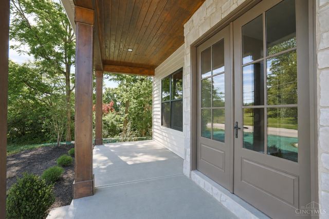 7401 Cornell Road, Montgomery, OH 45242