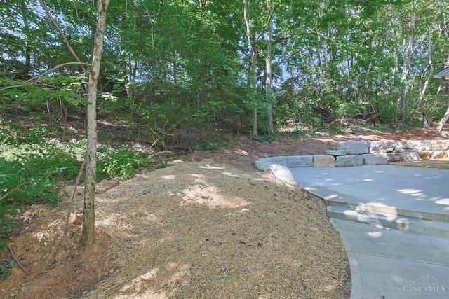 7401 Cornell Road, Montgomery, OH 45242