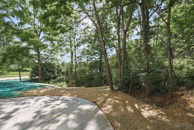 7401 Cornell Road, Montgomery, OH 45242
