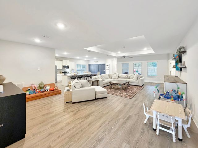 2456 Dakota Way, Crestview, FL 32536