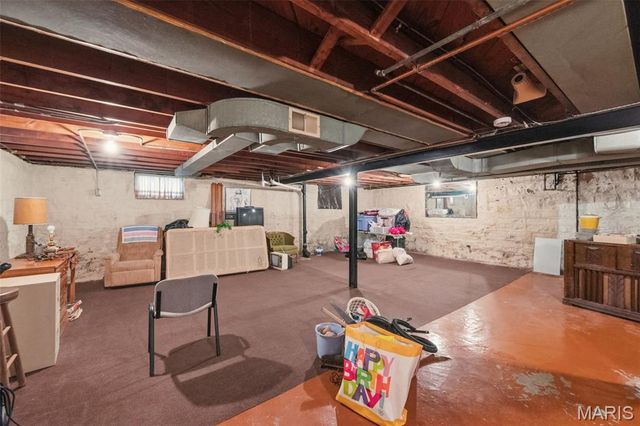 5122 Aubert Avenue, St Louis, MO 63115