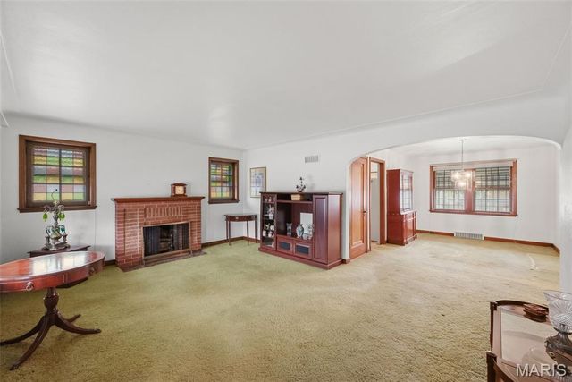 5122 Aubert Avenue, St Louis, MO 63115
