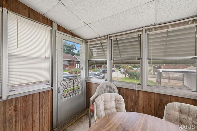 5122 Aubert Avenue, St Louis, MO 63115