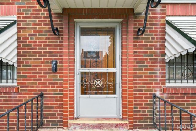 5122 Aubert Avenue, St Louis, MO 63115