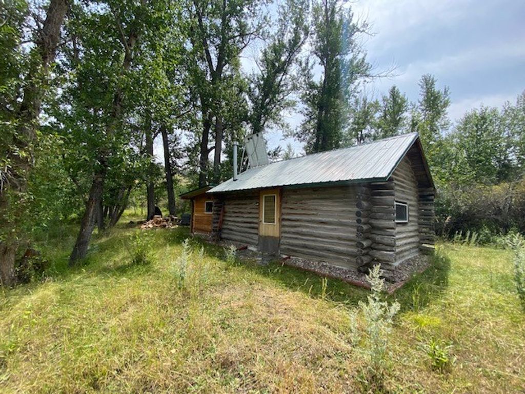 17965 Shonkin Road, Highwood, MT 59450