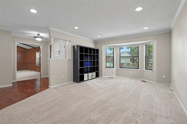 8706 E 109th Street, Tulsa, OK 74133