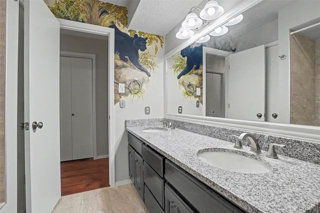 8706 E 109th Street, Tulsa, OK 74133