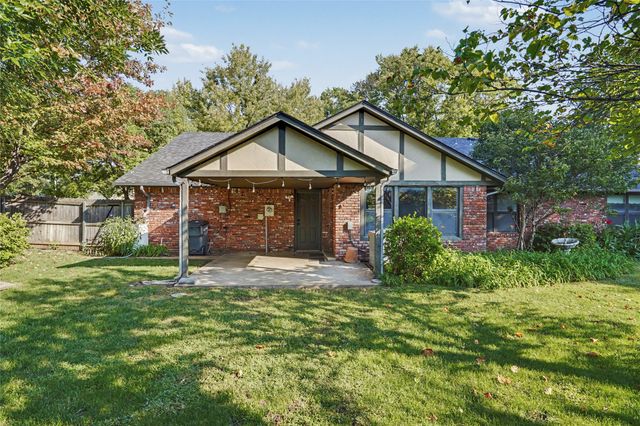 8706 E 109th Street, Tulsa, OK 74133