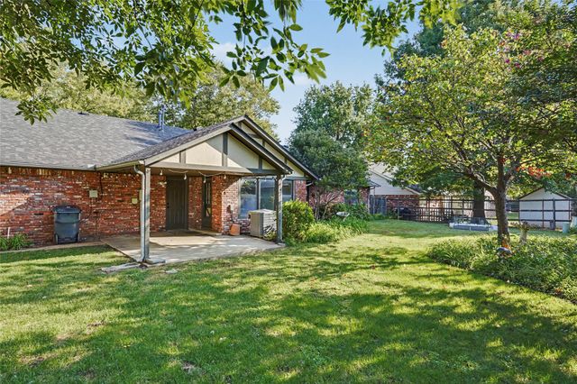 8706 E 109th Street, Tulsa, OK 74133