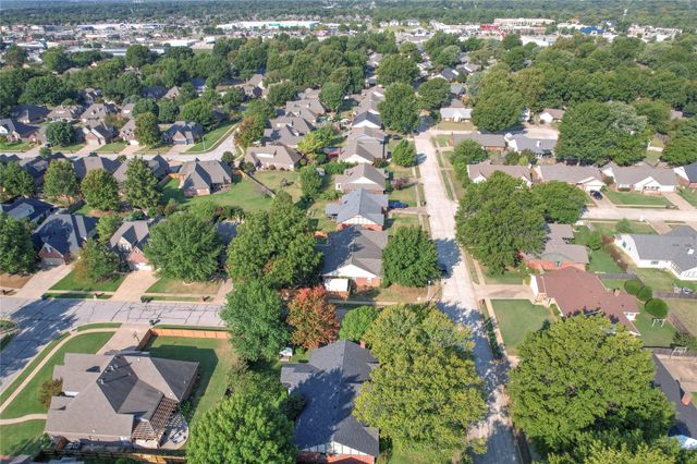 8706 E 109th Street, Tulsa, OK 74133