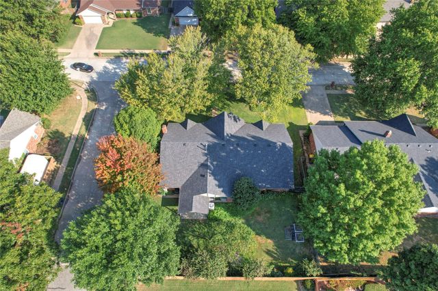 8706 E 109th Street, Tulsa, OK 74133