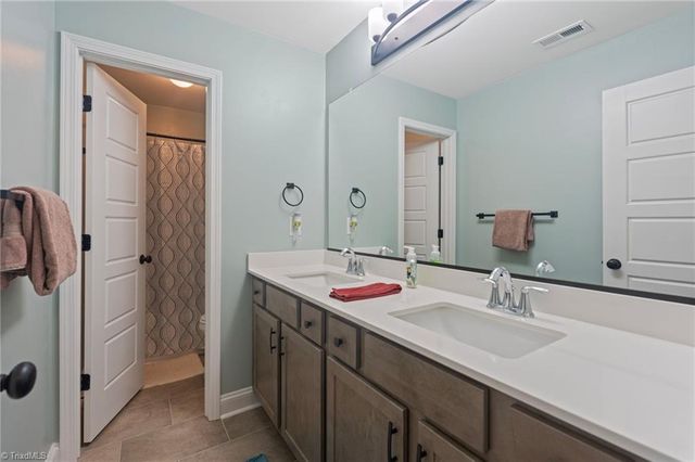 139 Snickers Court, Lexington, NC 27295