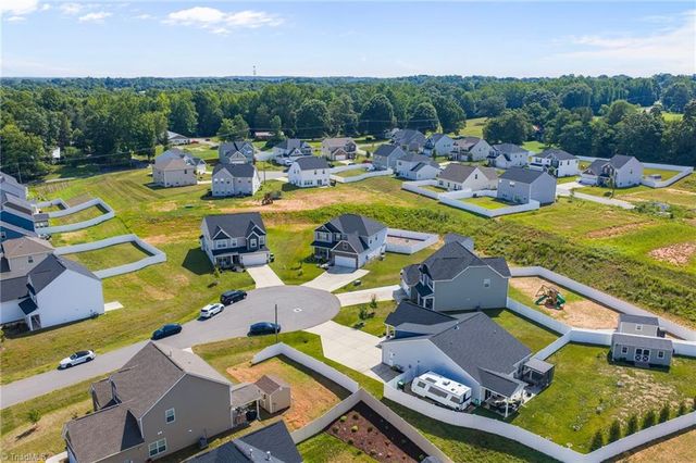 139 Snickers Court, Lexington, NC 27295