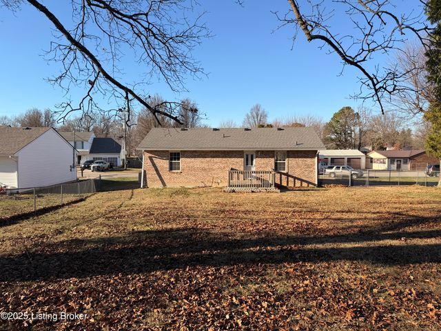 1204 Williamsburg Dr, Elizabethtown, KY 42701