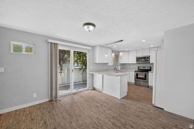 4544 S STONEWOOD DR, West Valley City, UT 84119