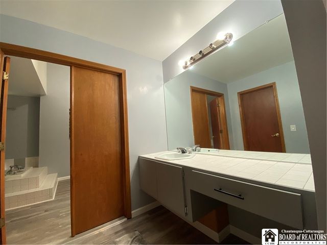 6015 Whitegate Crossing, Clarence, NY 14051