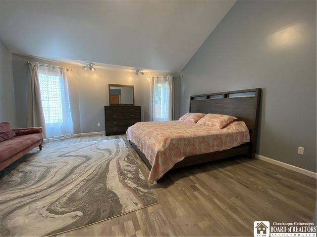 6015 Whitegate Crossing, Clarence, NY 14051