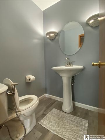 6015 Whitegate Crossing, Clarence, NY 14051