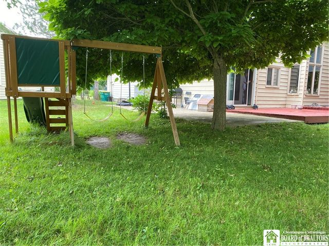 6015 Whitegate Crossing, Clarence, NY 14051