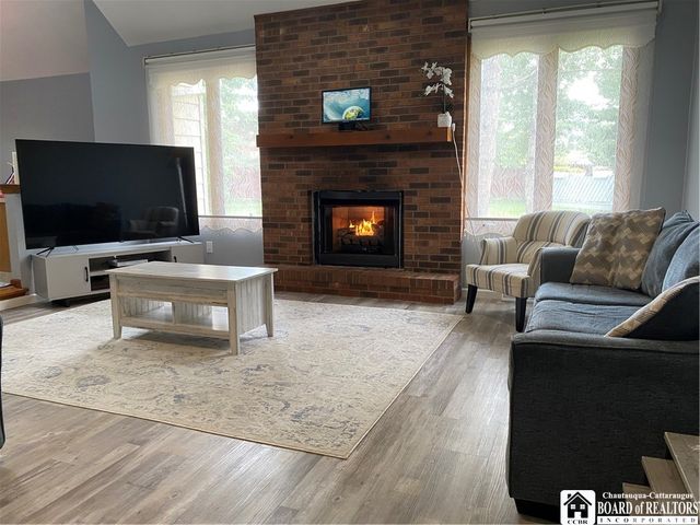 6015 Whitegate Crossing, Clarence, NY 14051