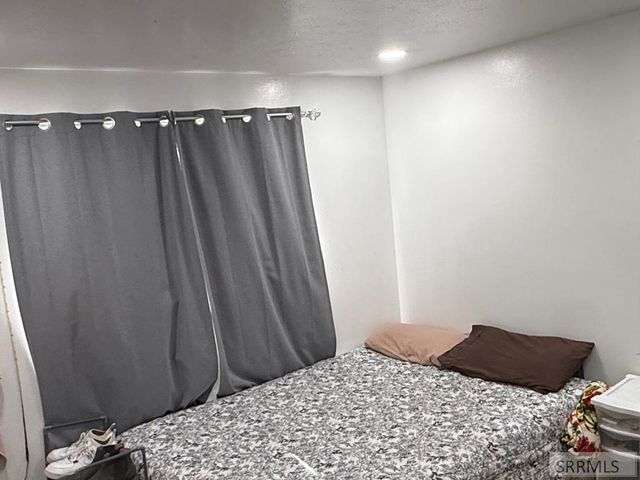 1090 Alameda Road, Pocatello, ID 83201