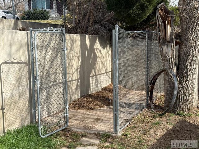 1090 Alameda Road, Pocatello, ID 83201