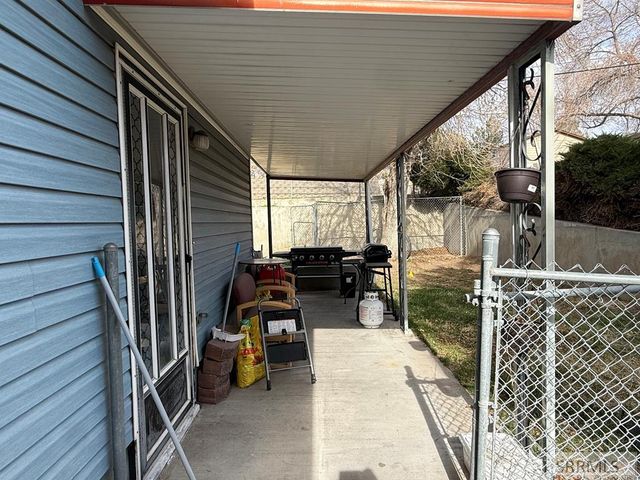 1090 Alameda Road, Pocatello, ID 83201