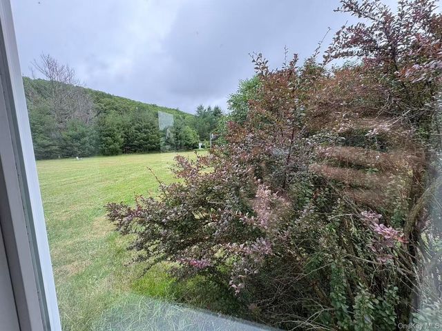 12 Pine Drive, Woodridge, NY 12789
