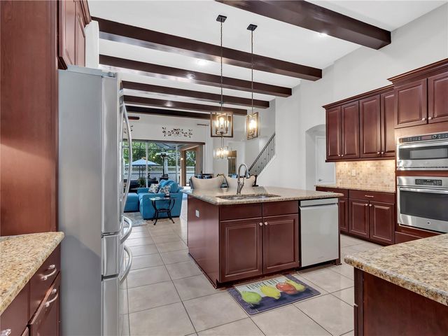 32430 SILVERCREEK WAY, Wesley Chapel, FL 33545