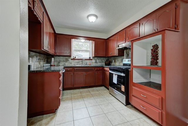3708 Greenway Terrace, Del City, OK 73115