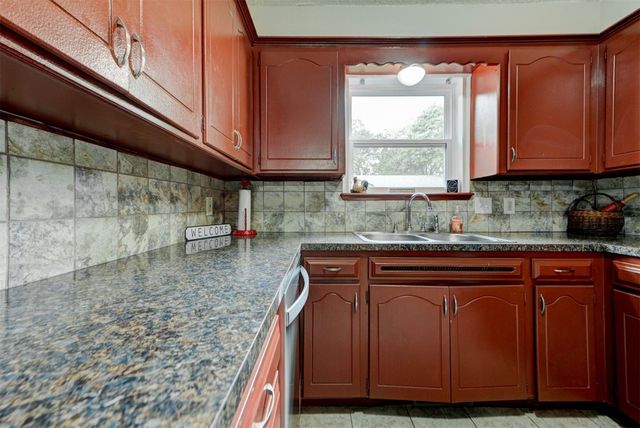 3708 Greenway Terrace, Del City, OK 73115