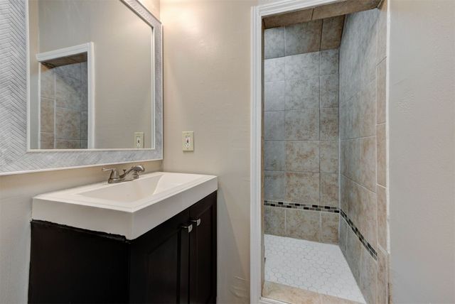 3708 Greenway Terrace, Del City, OK 73115