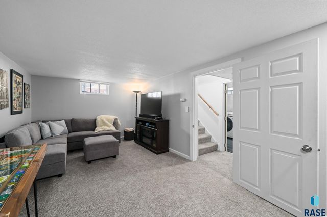 700 S Glendale Ave Avenue, Sioux Falls, SD 57104