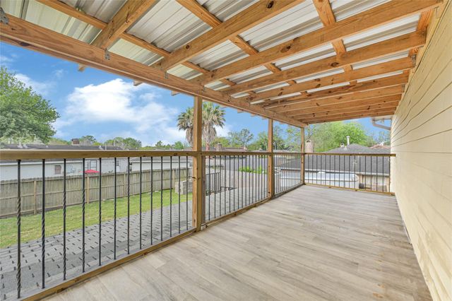 10026 Sageaspen Lane, Houston, TX 77089