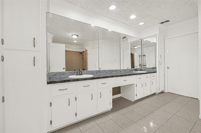 10026 Sageaspen Lane, Houston, TX 77089