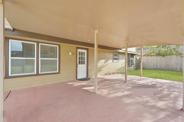 10026 Sageaspen Lane, Houston, TX 77089