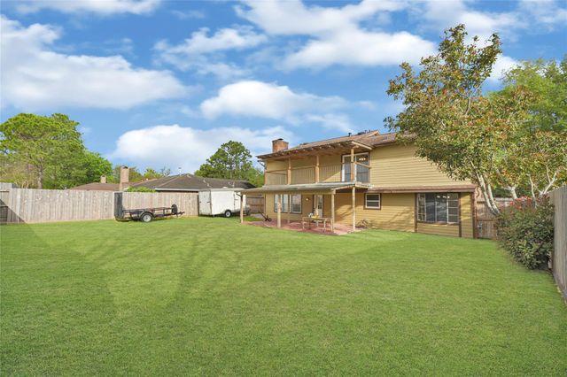 10026 Sageaspen Lane, Houston, TX 77089