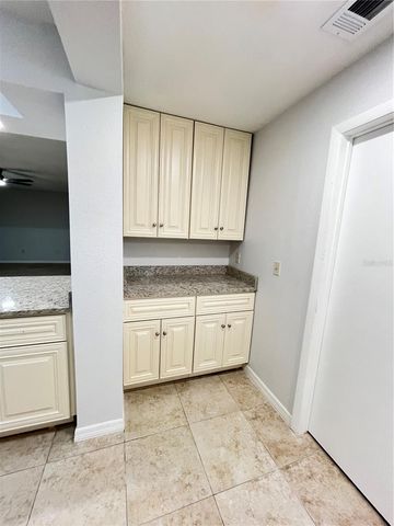 6 ROBINWOOD DRIVE, Longwood, FL 32779