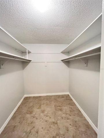 6 ROBINWOOD DRIVE, Longwood, FL 32779