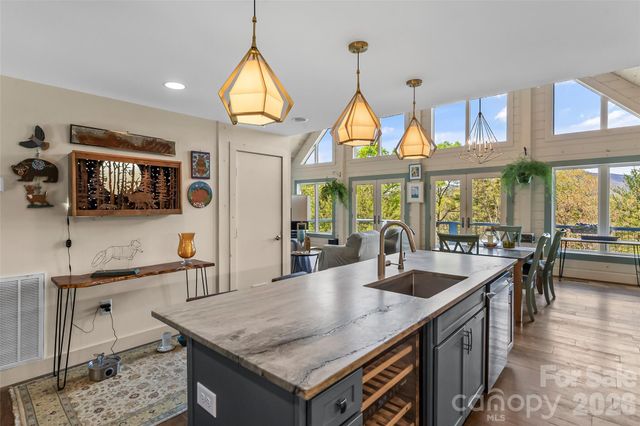 521 Waters Edge Drive, Nebo, NC 28761