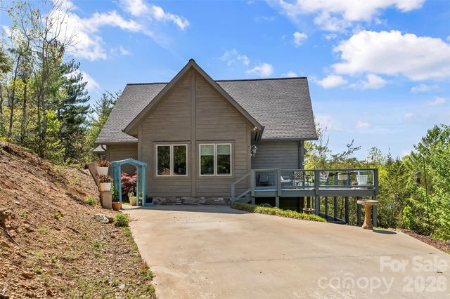 521 Waters Edge Drive, Nebo, NC 28761